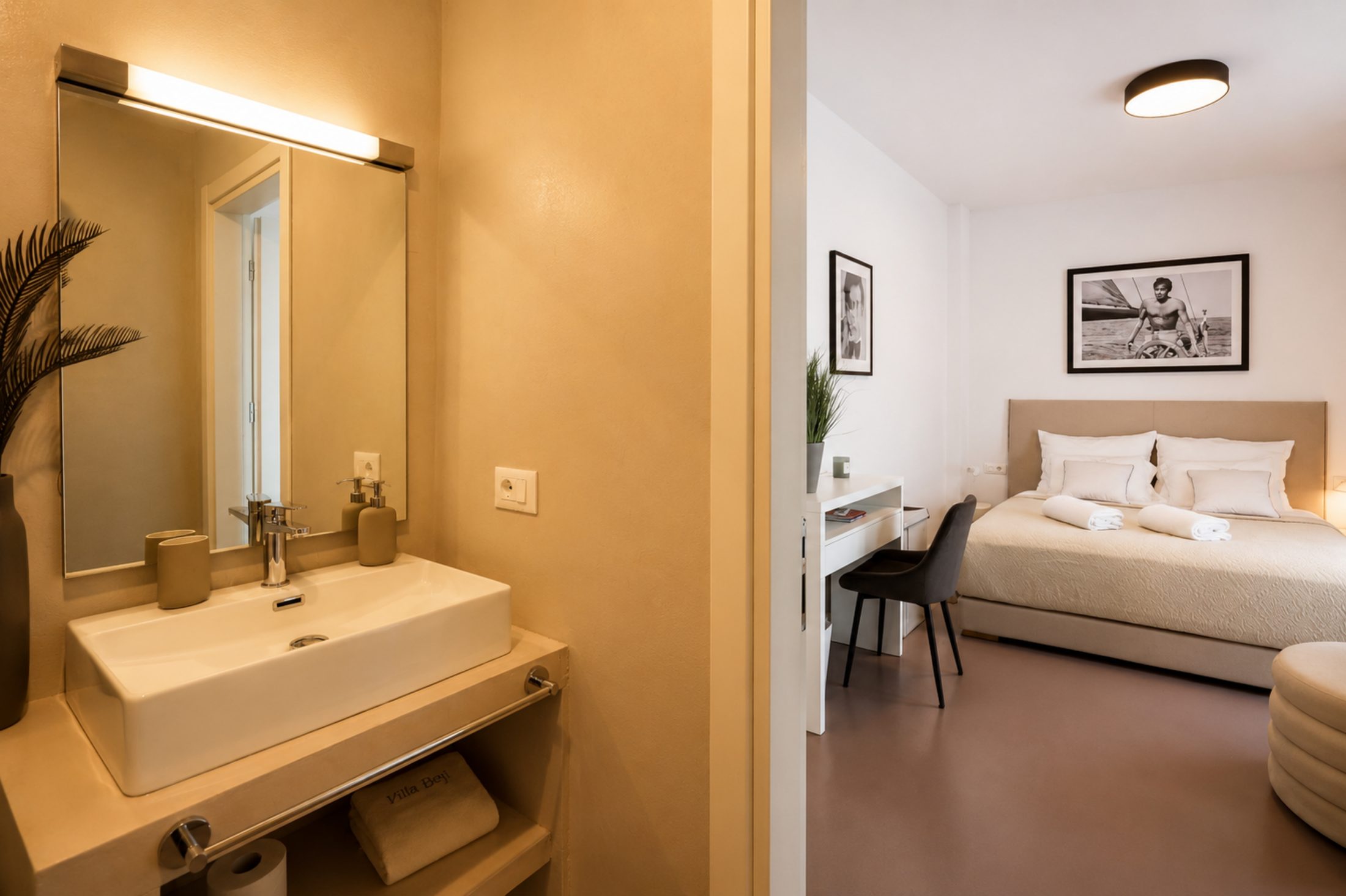 Villa Yolo bathroom