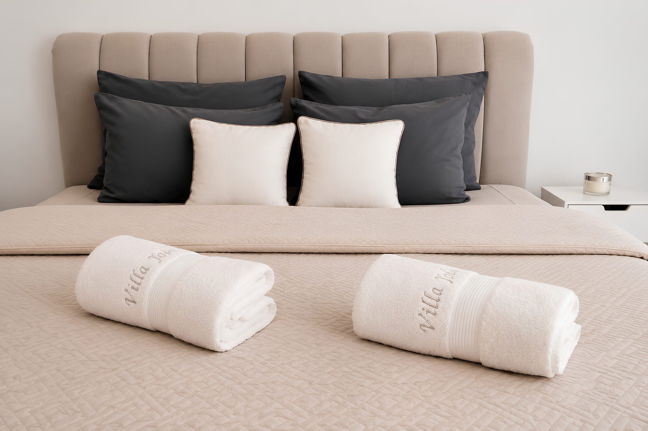 Villa Yolo bedroom