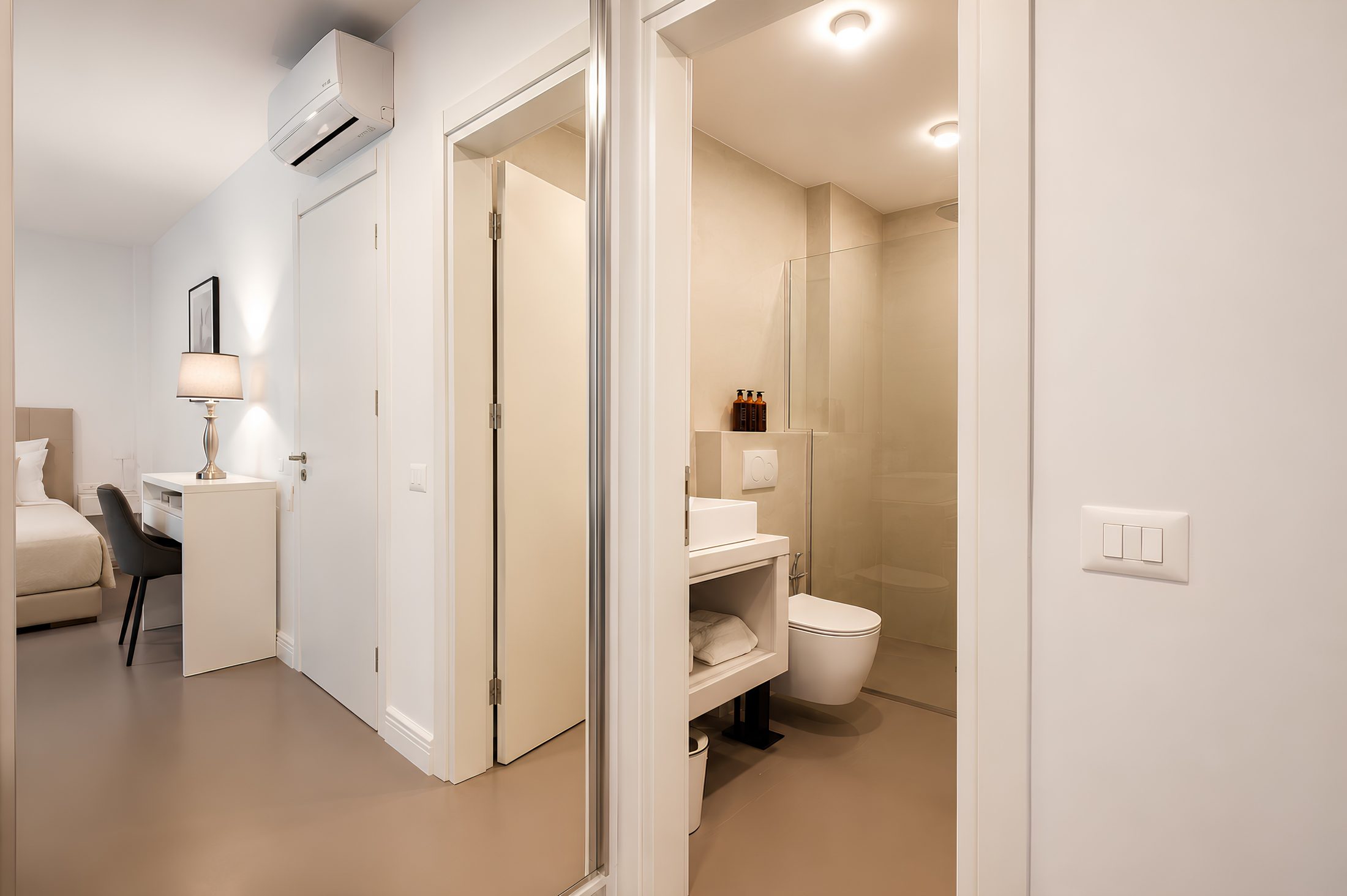 Villa Yolo bathroom