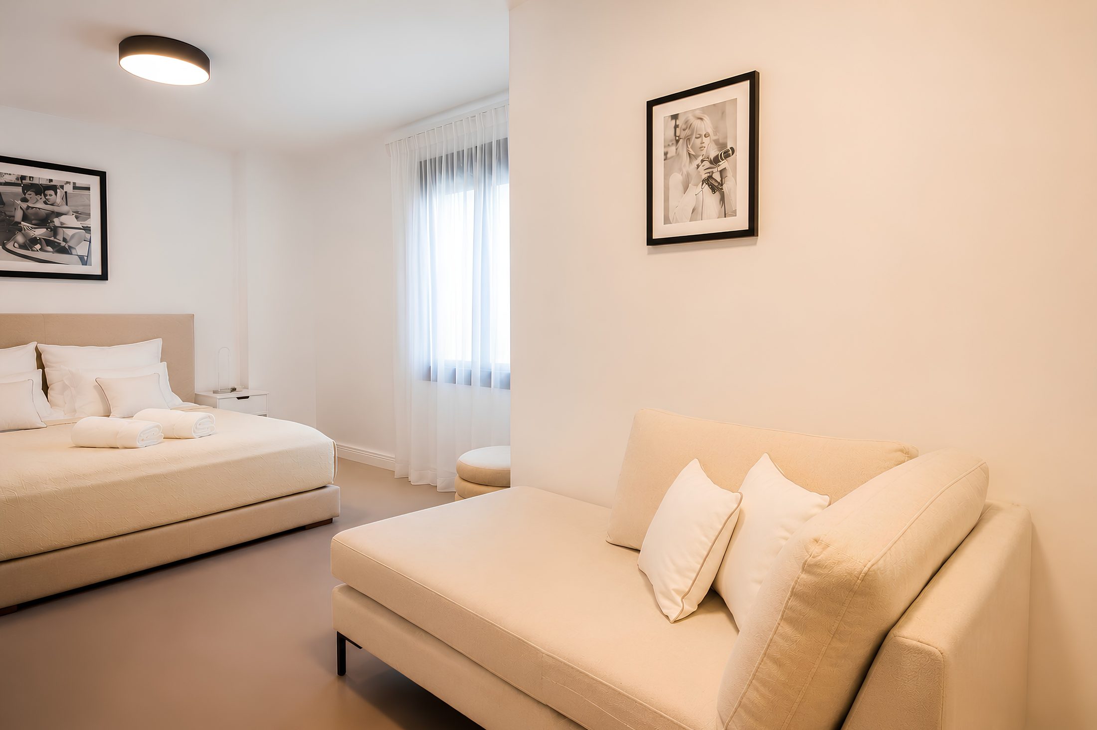 Villa Yolo bedroom