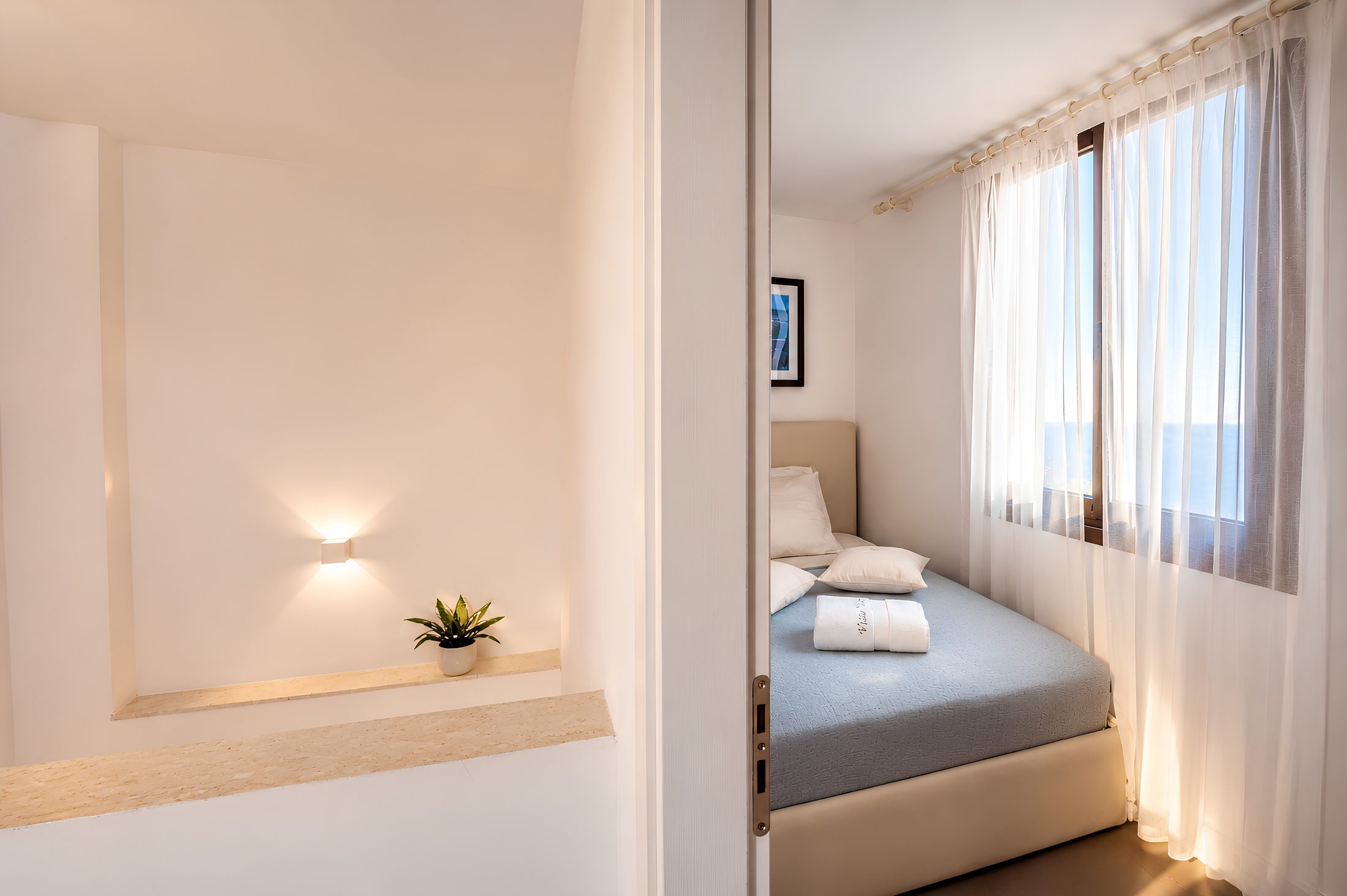 Villa Yolo bedroom